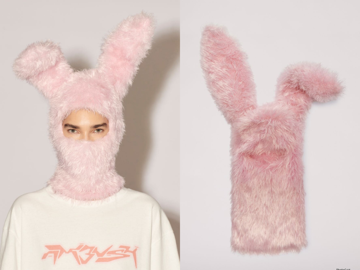 AMBUSH BUNNY BALACLAVA 粉色款式，參考定價NT$15,500。