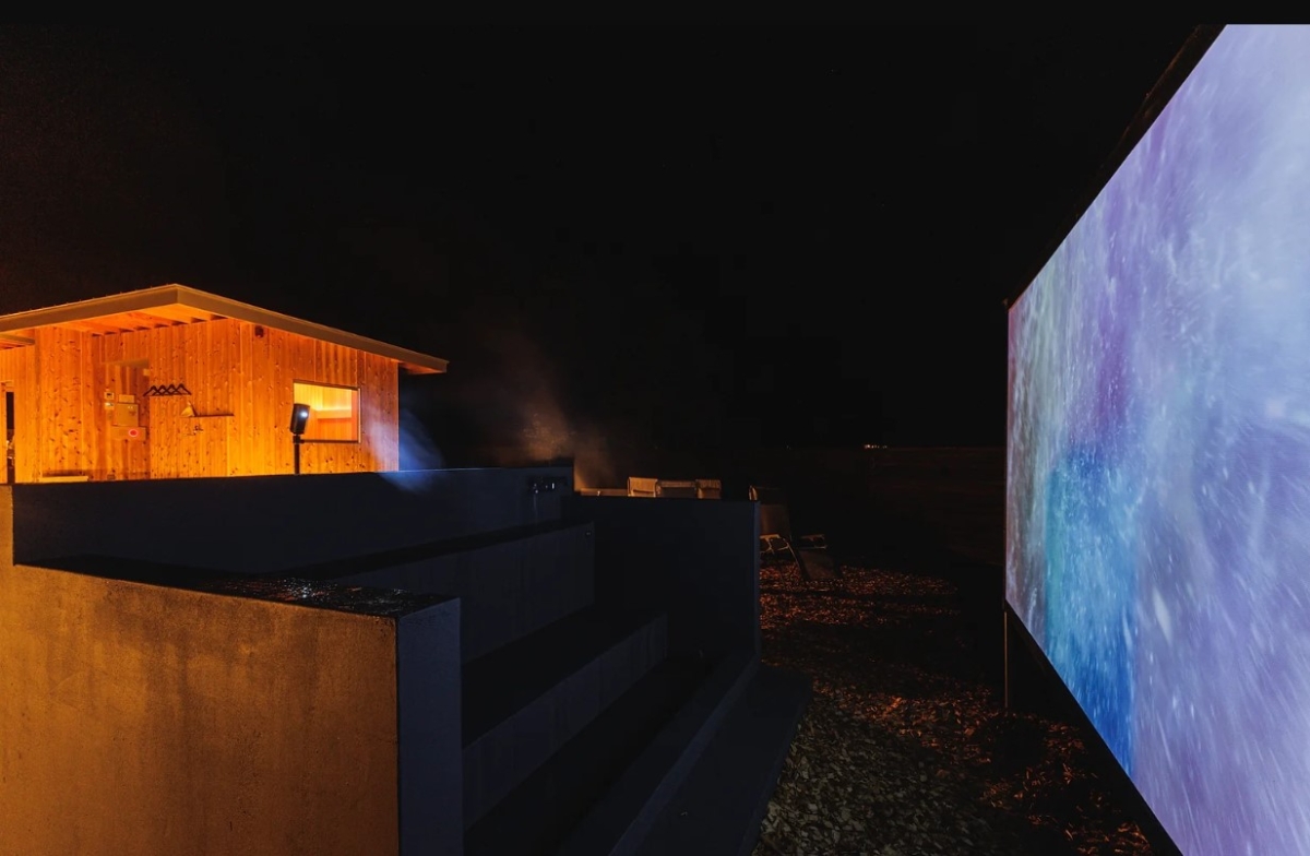 擁有座湯電影院是許多人的夢想。