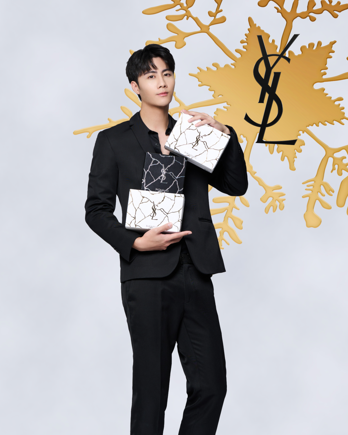 雙11檔期獨家推出「YSL MAN專屬快遞送禮服務」