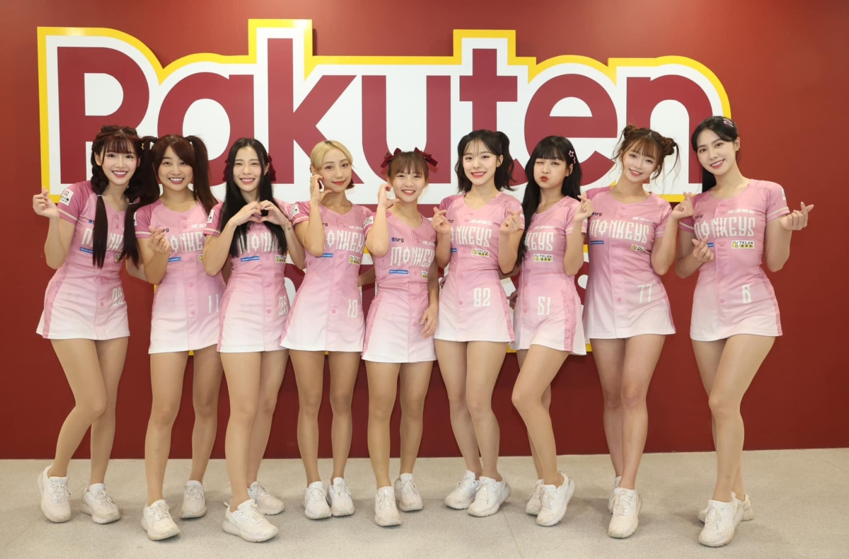 「樂天女孩髮香包悠遊卡」開賣啦!