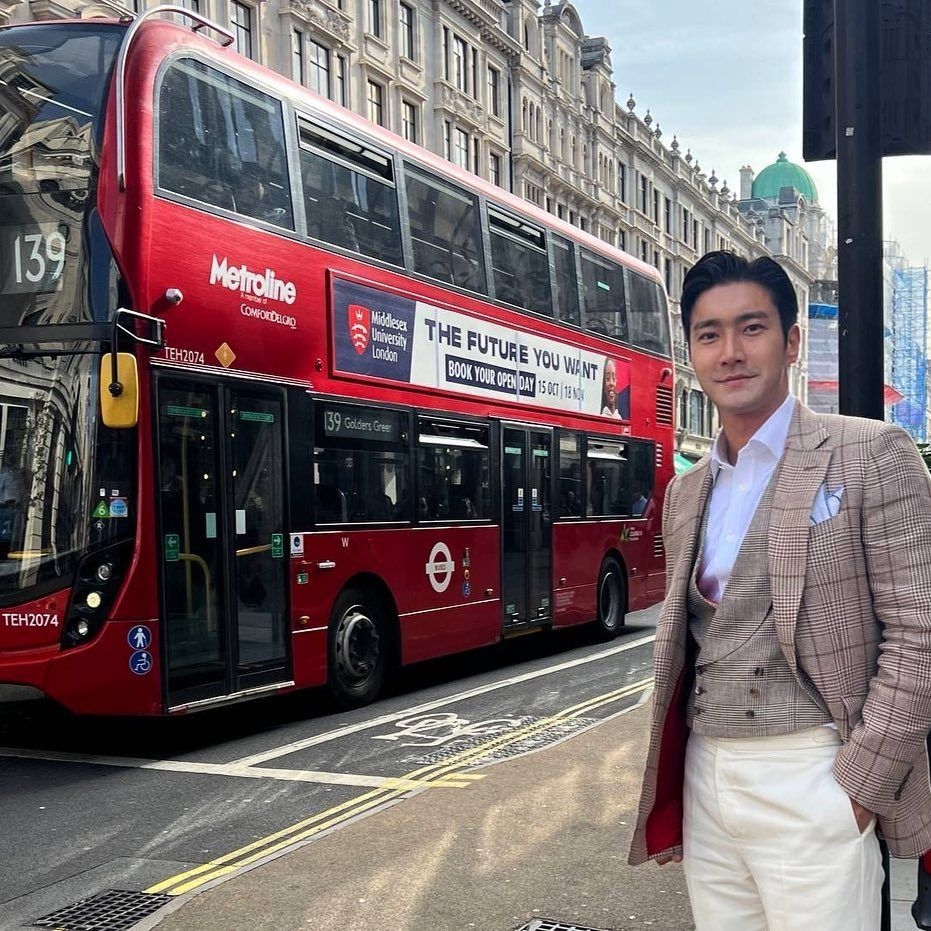 ↑ 崔始源 902萬 ⭐Super Junior 出身
