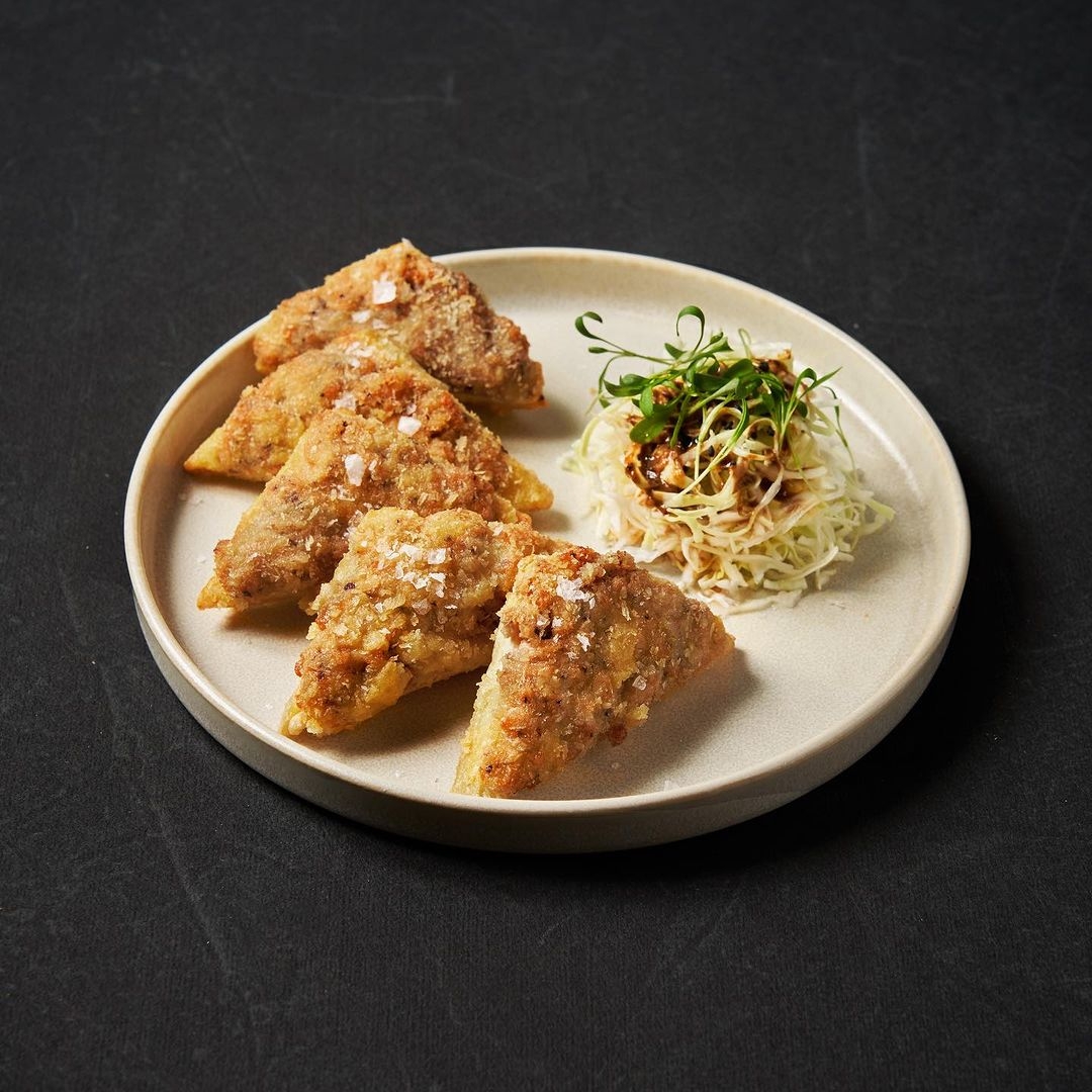 香氣獨特的「松露百花臭豆腐」是鎮店之寶。