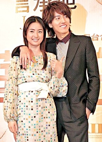 言承旭、林依晨2008年原本要演出《華麗的挑戰》卻臨時被換角。