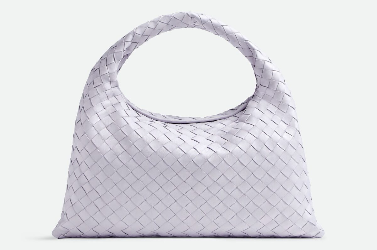 Bottega Veneta Small Hop,參考定價NT$98,700