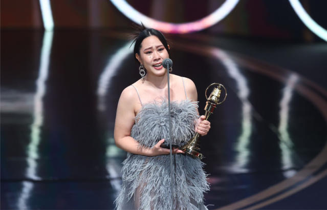 蘇瀅憑著《村裡來了個暴走女外科》獲得金鐘最具潛力新人獎。