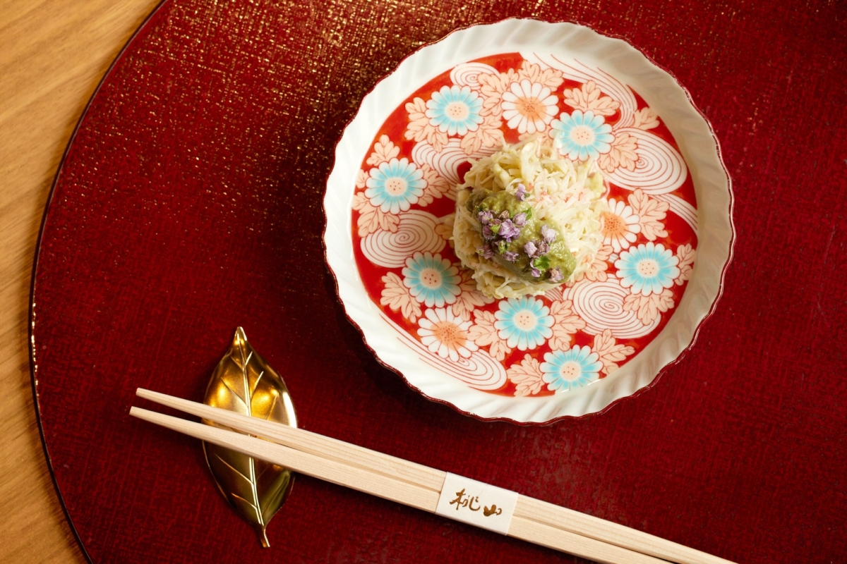 「すし桃」蟹肉口感綿密芬芳。