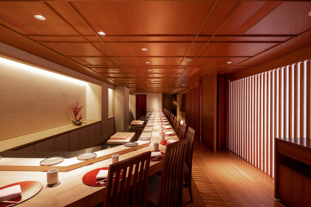 「すし桃」位置隱蔽性高，空間優雅大器。