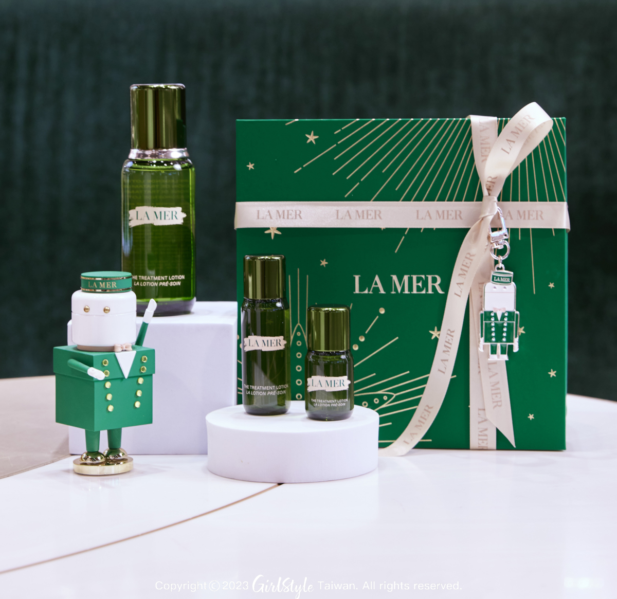 LA MER 海洋拉娜|超能水小奢華列車組|價值$6300 奇蹟星願價$4500|內含超能修護精華露100ml、超能修護精華露30ml、超能修護精華露15ml