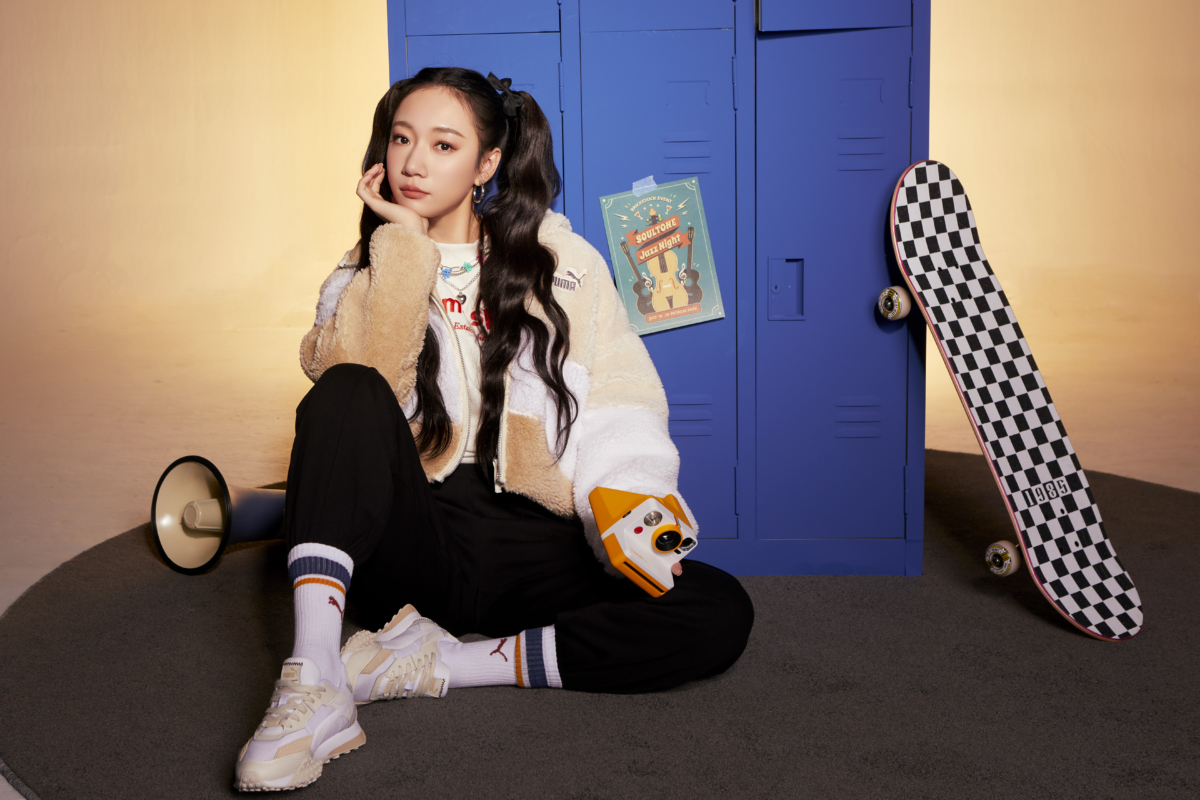 PUMA 基本系列 Cat 羔羊毛 連帽外套 $3,980、流行系列 P.Team 圓領衫 $2,280、流行系列 Classics 長褲，NT$1,980、Blktop Rider Soft，NT$3,480