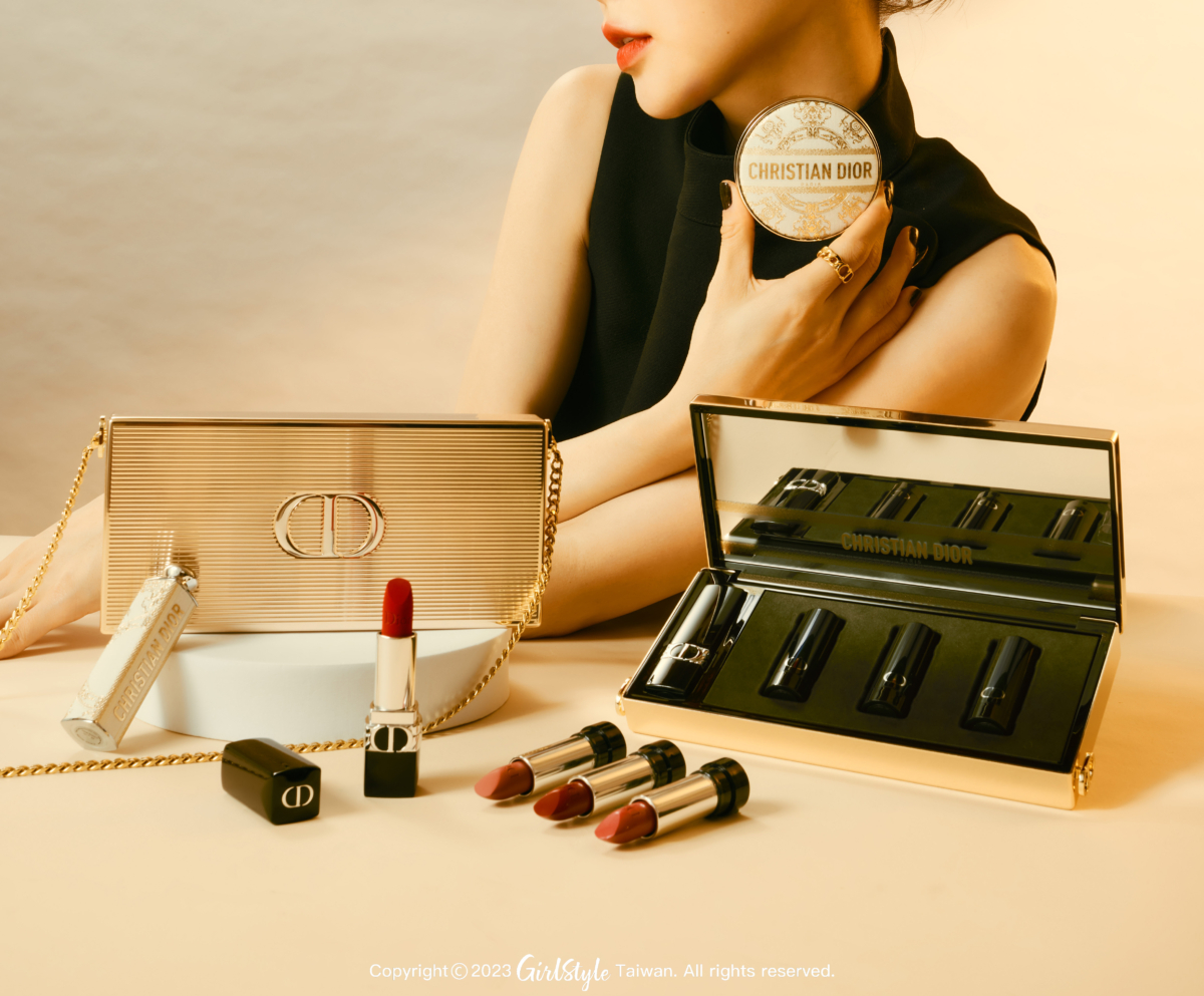 迪奧藍星唇膏金燦手拿包–杜樂麗花園限量版(NT$11,500)