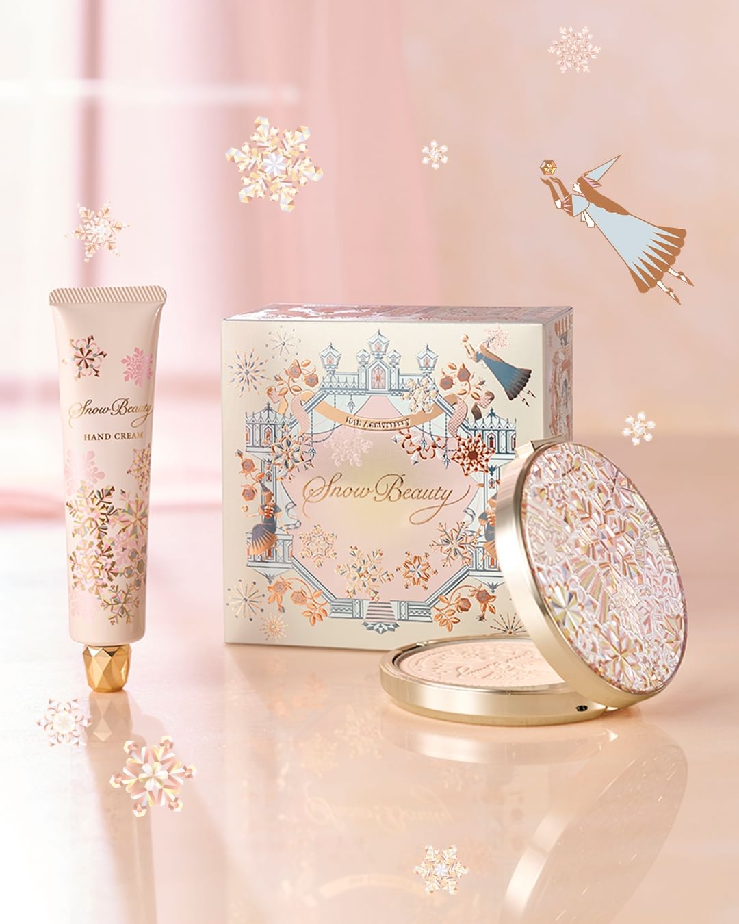 Snow Beauty 雪花香氛魔法盒25g,NT$1,900 / Snow Beauty 雪花香氛護手霜40g,NT$650