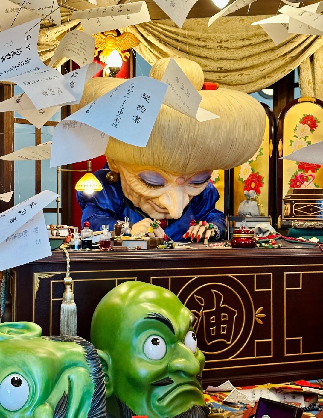 日本吉卜力公園的湯婆婆雕像