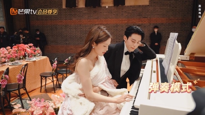 《以愛為營》番外篇在微博瘋傳。