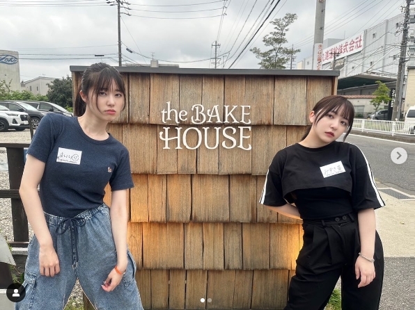 「全日本店員態度最差的餐廳」裡有許多女生店員