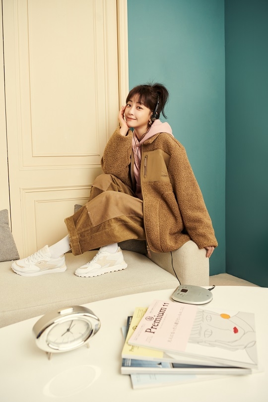 PUMA 流行系列 Classics 羊羔绒教練外套,NT$3,280