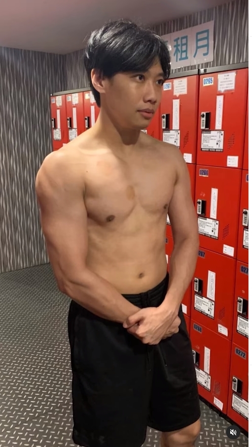 這群人尼克2020年結婚時也曾健身，但未如現在麼壯