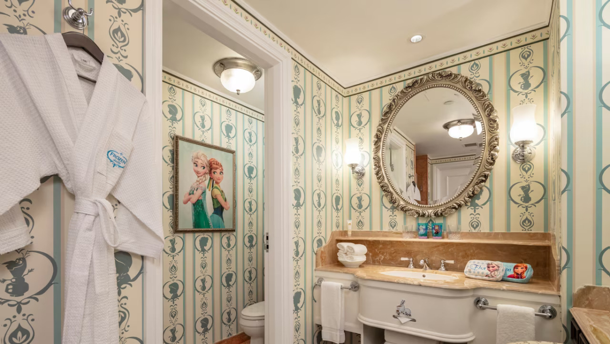香港迪士尼樂園「冰雪奇緣主題房」廁所
