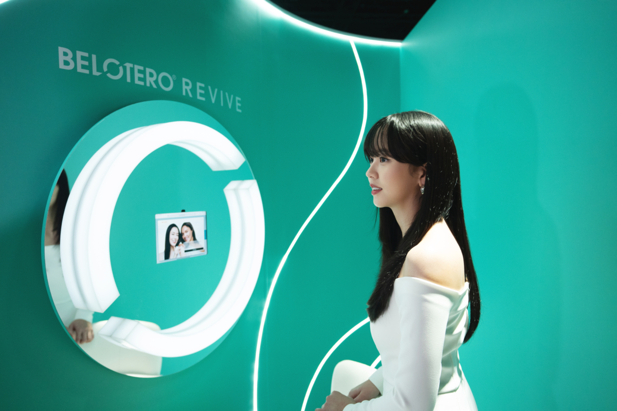 金所泫體驗Belotero®「無距」(Come Closer) AI,找到肌膚的真實需求。