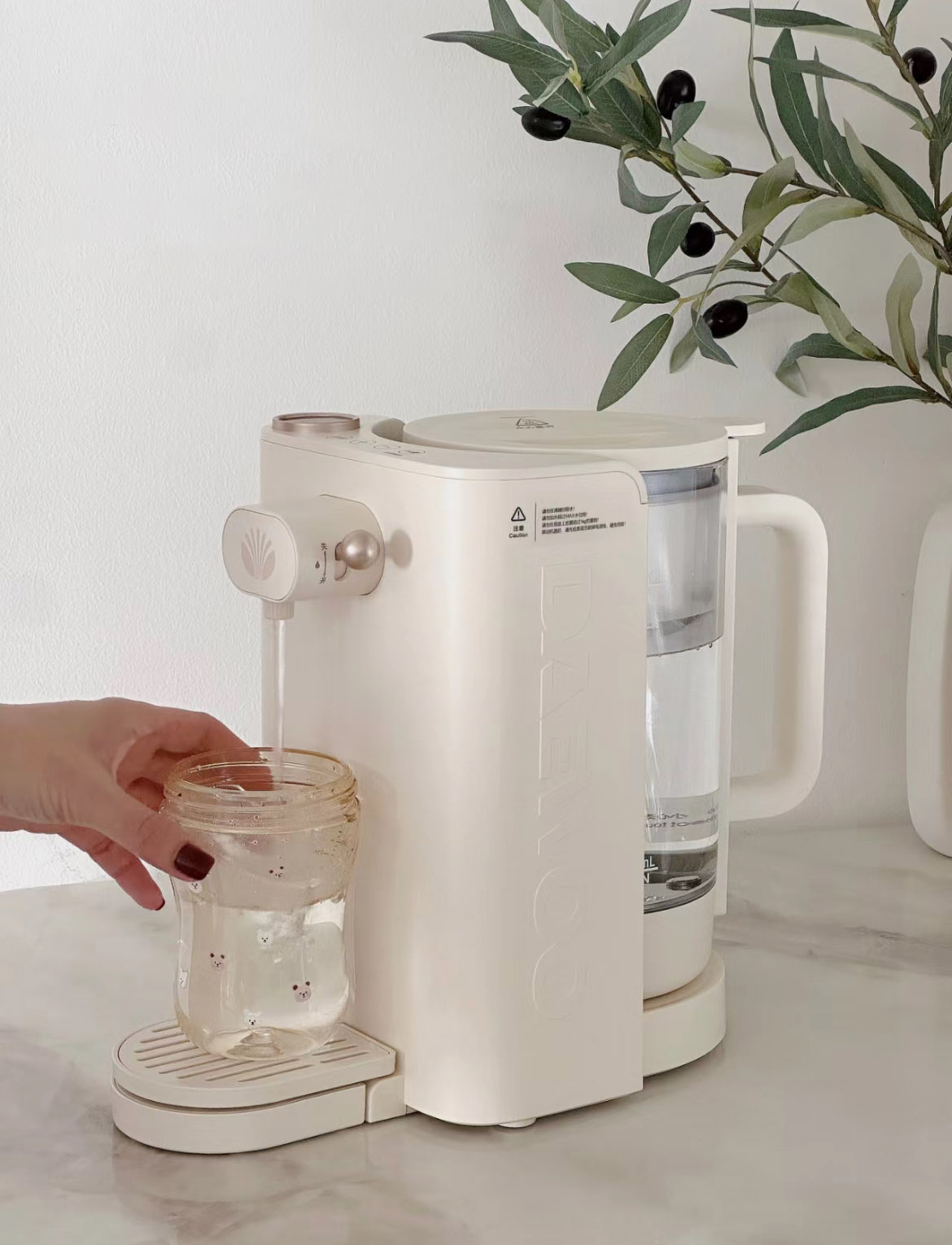 冬天解便秘第一招：起床喝杯溫開水