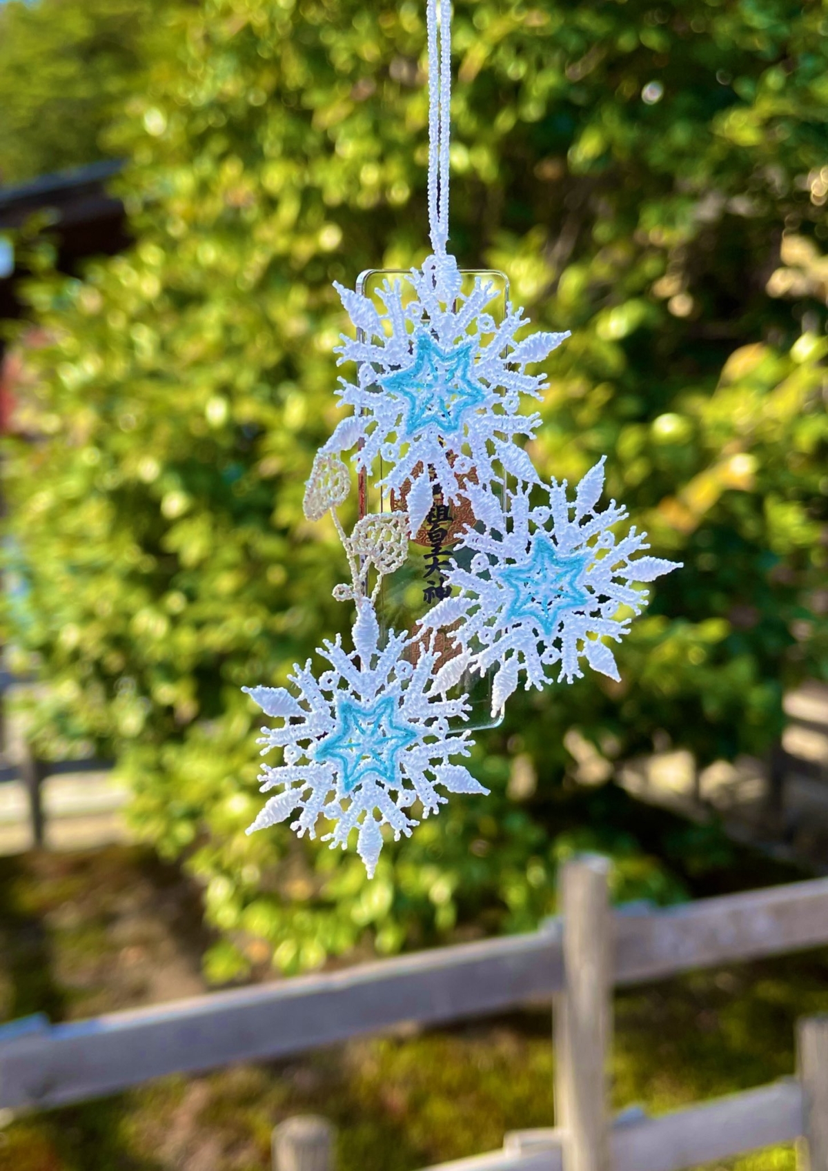 下鴨神社「雪花蕾絲護身符」實體照