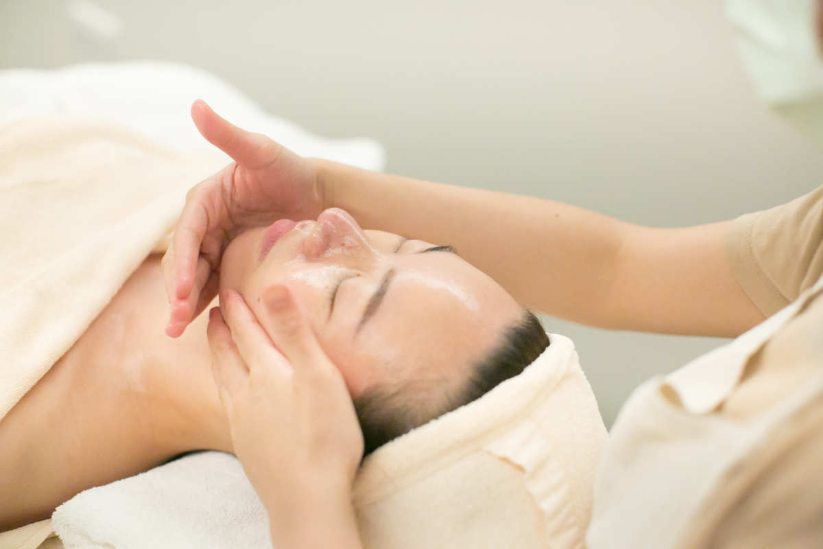 KOZY Salon可以沙龍