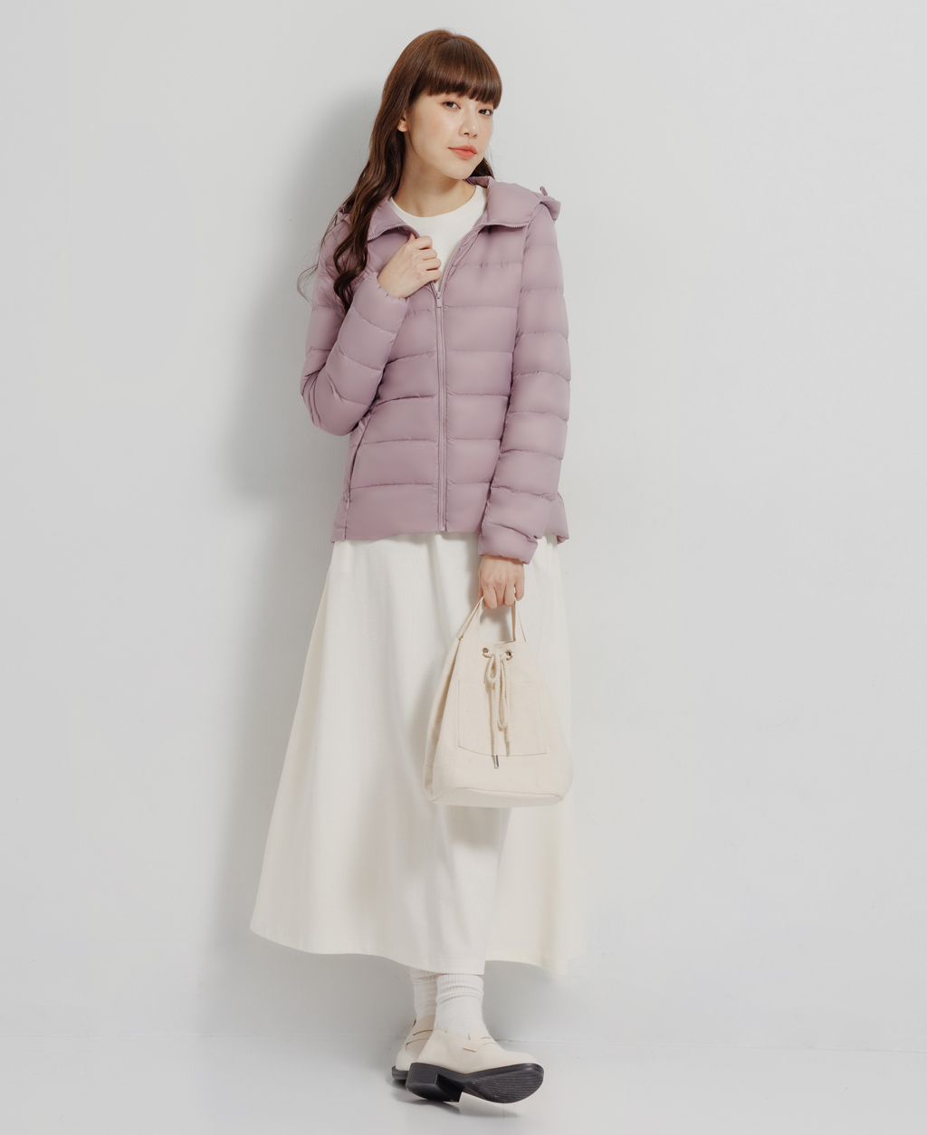 NET 素色超輕羽絨連帽外套，NT$1,499