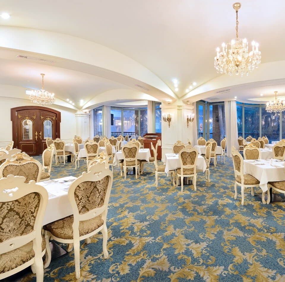 南投溪頭米堤大飯店內部優雅華麗，洋溢著古典氣息。