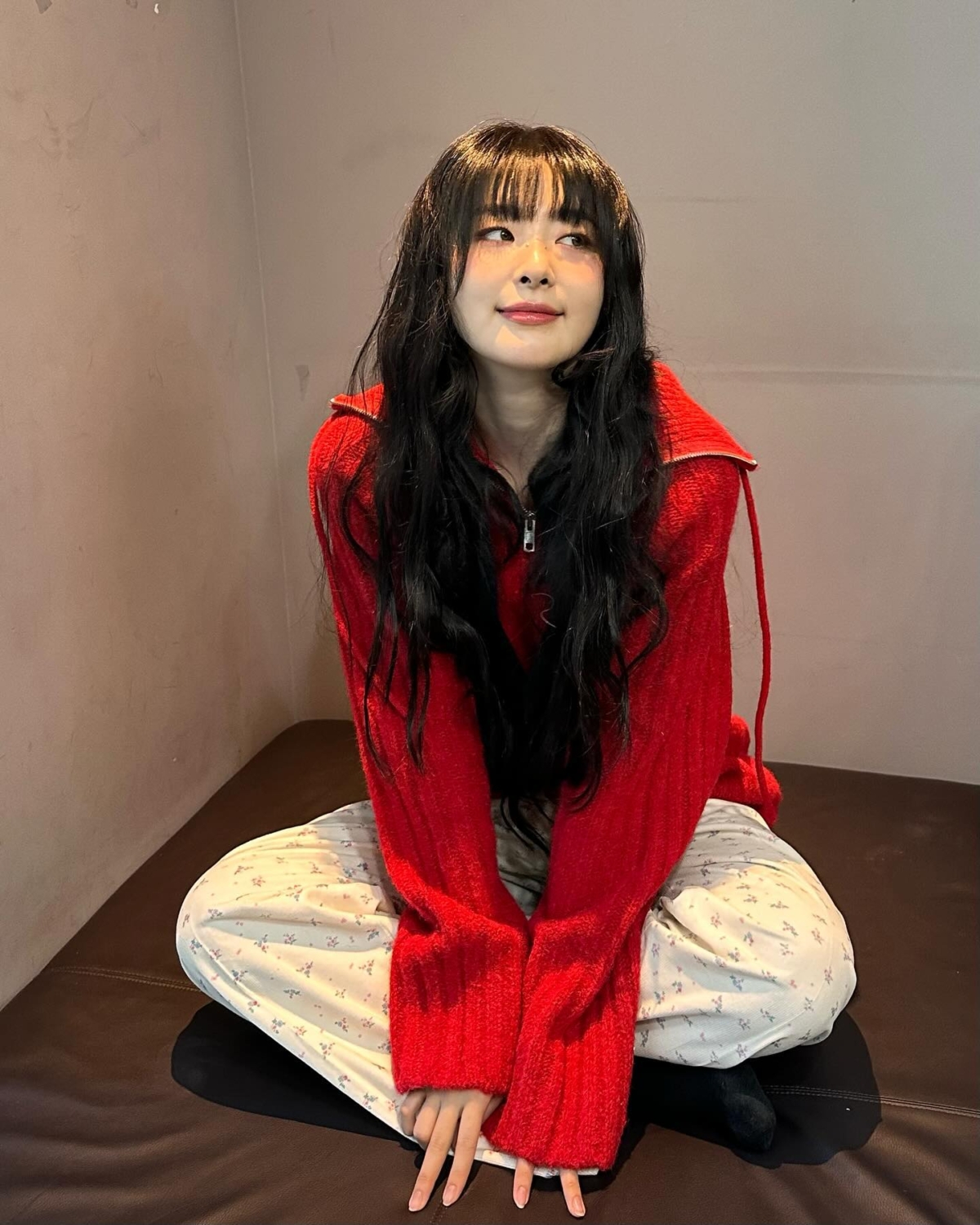 Red Velvet 瑟琪居家隨興穿搭