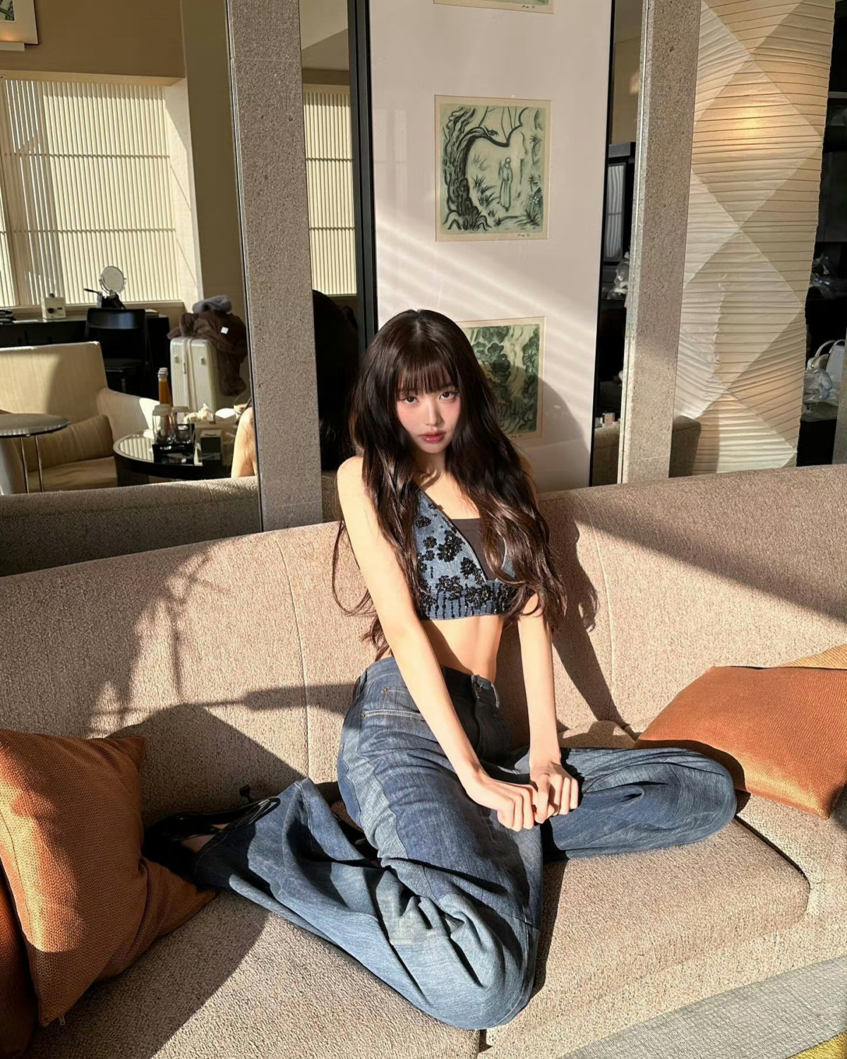 韓國女團IVE成員張員瑛人氣超旺