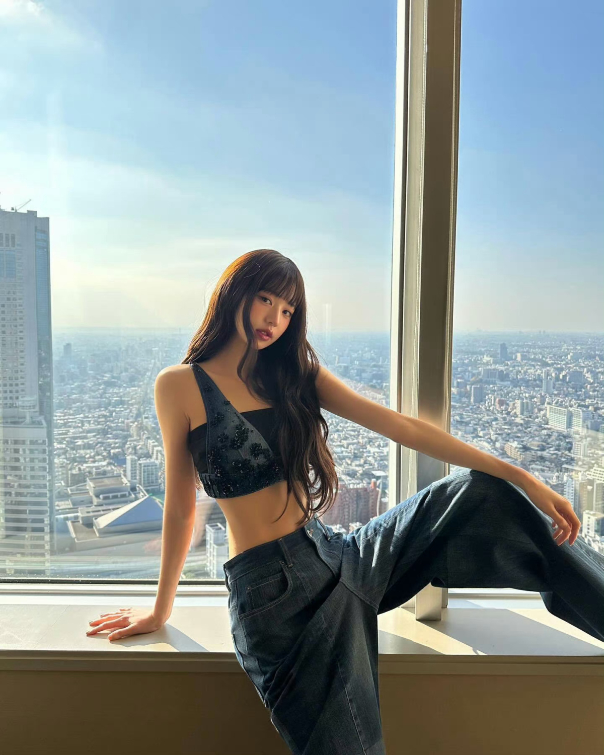 韓國女團IVE成員張員瑛年僅19歲