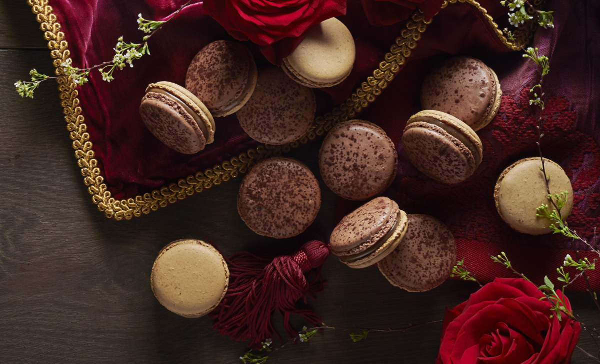 PIERRE HERMÉ Boutique 限定口味-紅咖啡與貝里斯黑巧克
