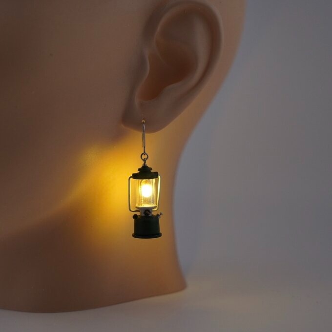 手工的露營燈耳環