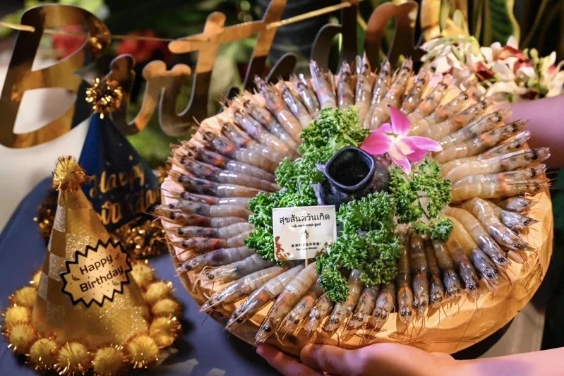 泰滾「幾歲送幾隻蝦」生日優惠活動,每個月都能吸引許多人潮前來慶生。