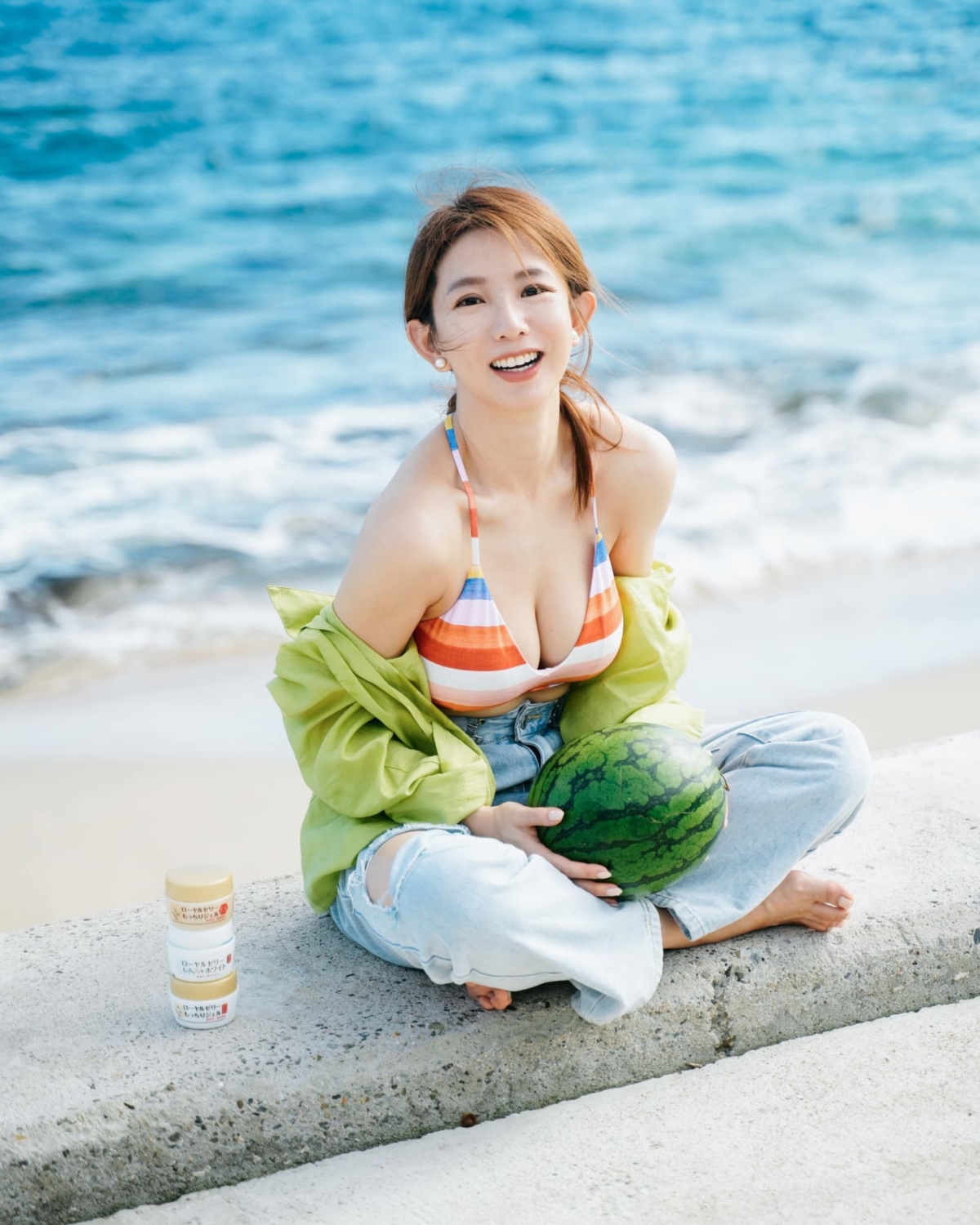 瑤瑤好身材藏不住，轉型成為演員大成功