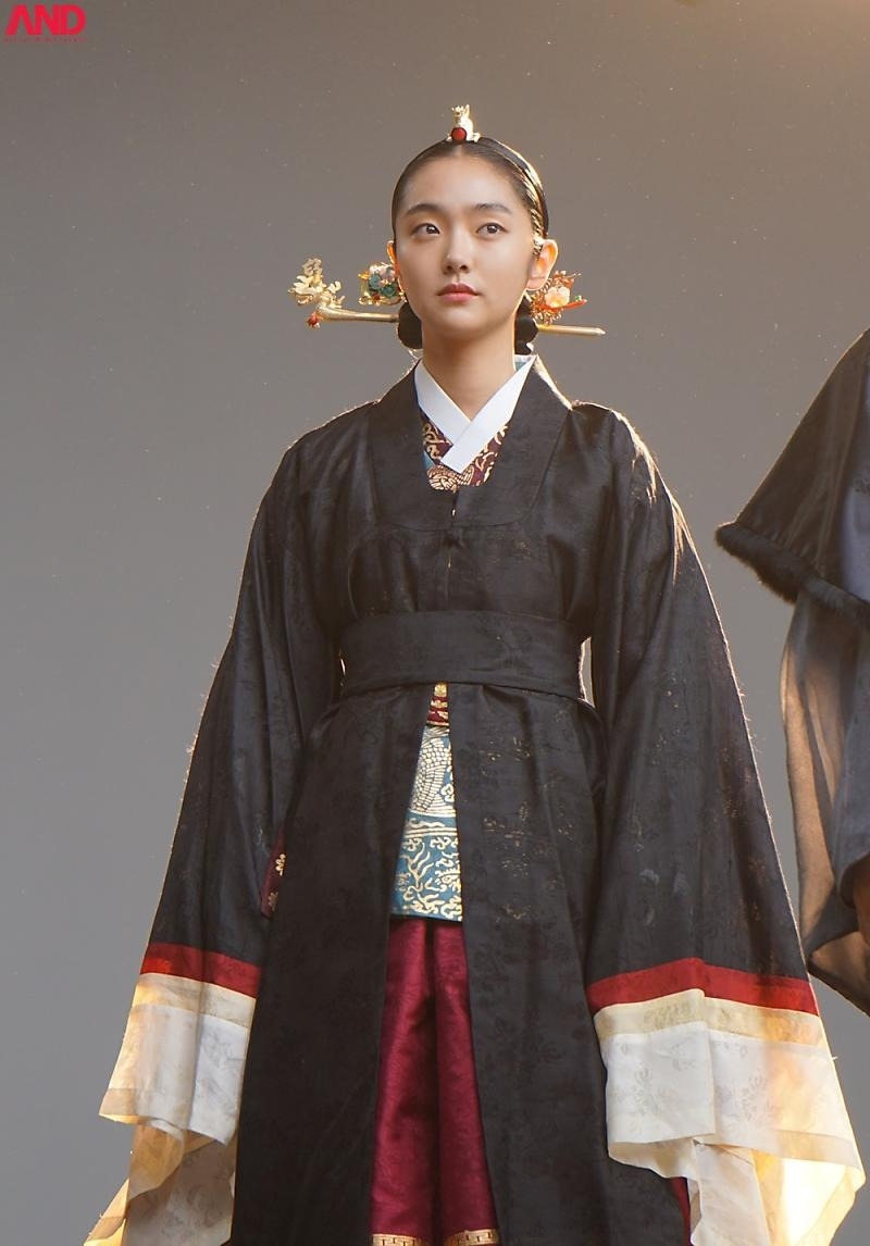 金慧峻《屍戰朝鮮》一鳴驚人