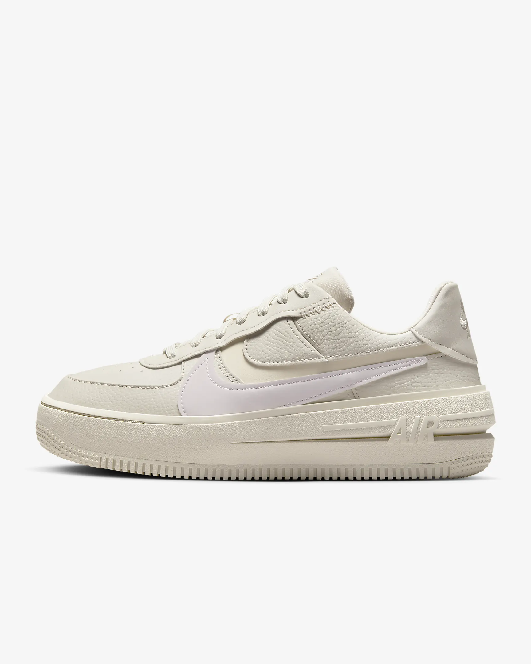 Nike Air Force 1 PLT.AF.ORM，NT$4000