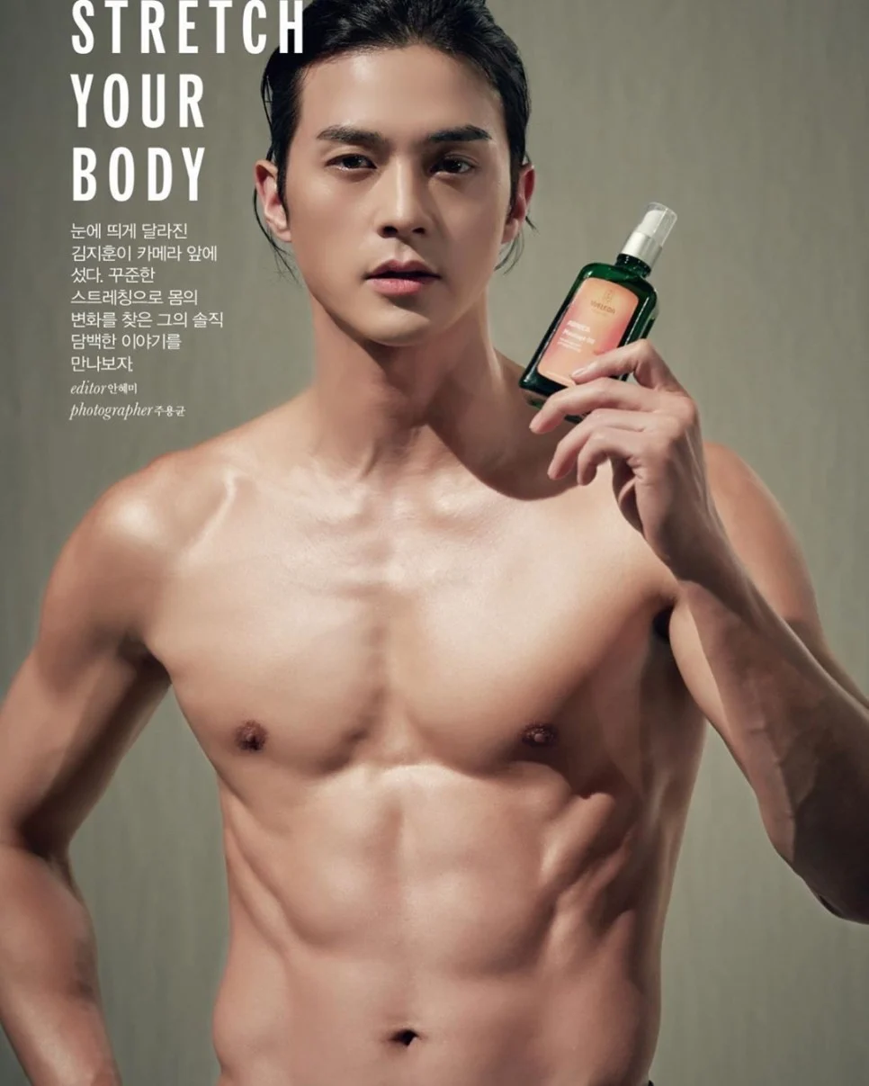 金智勳是六塊肌擁有者