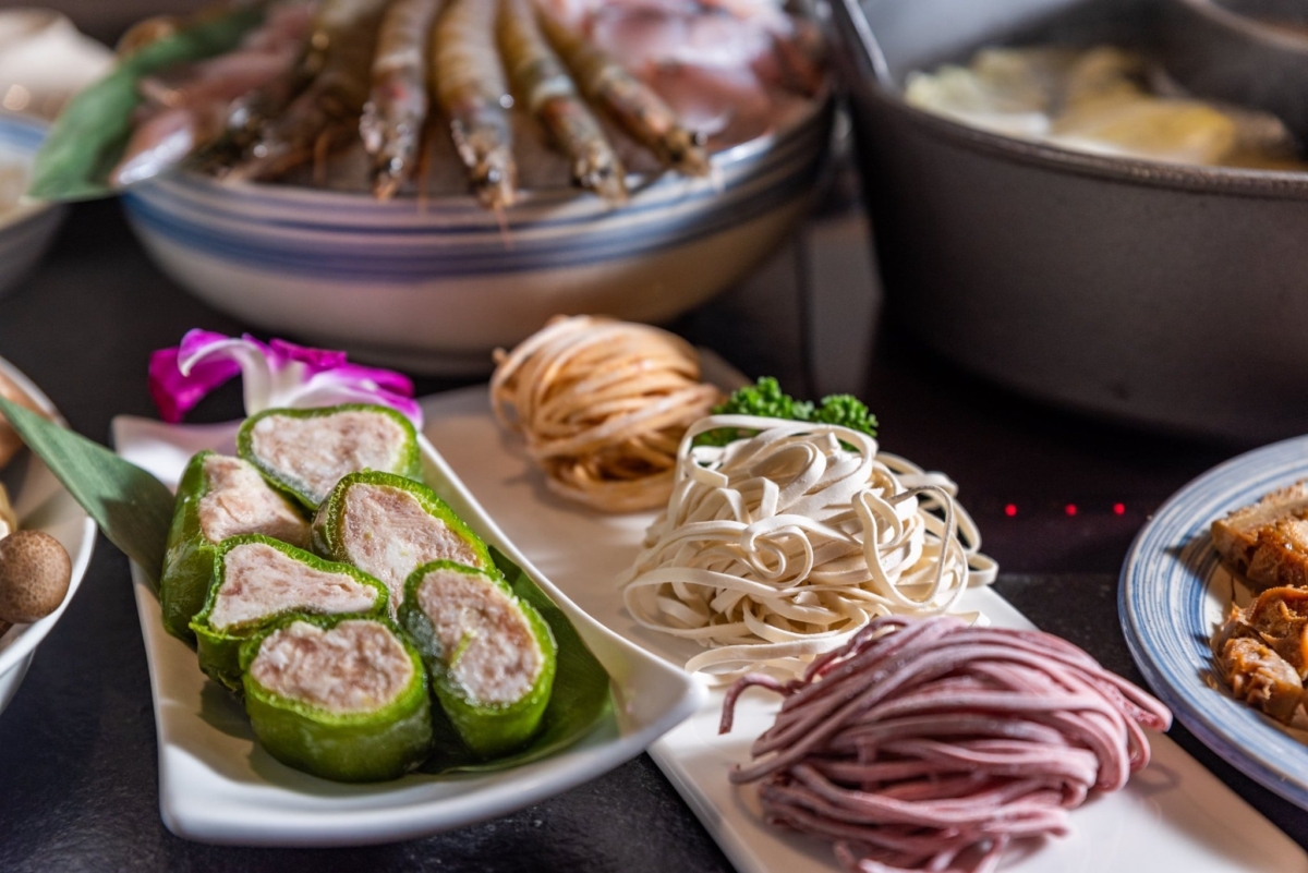 「鮮肉小檳榔」只有在本鼎堂才吃得到。