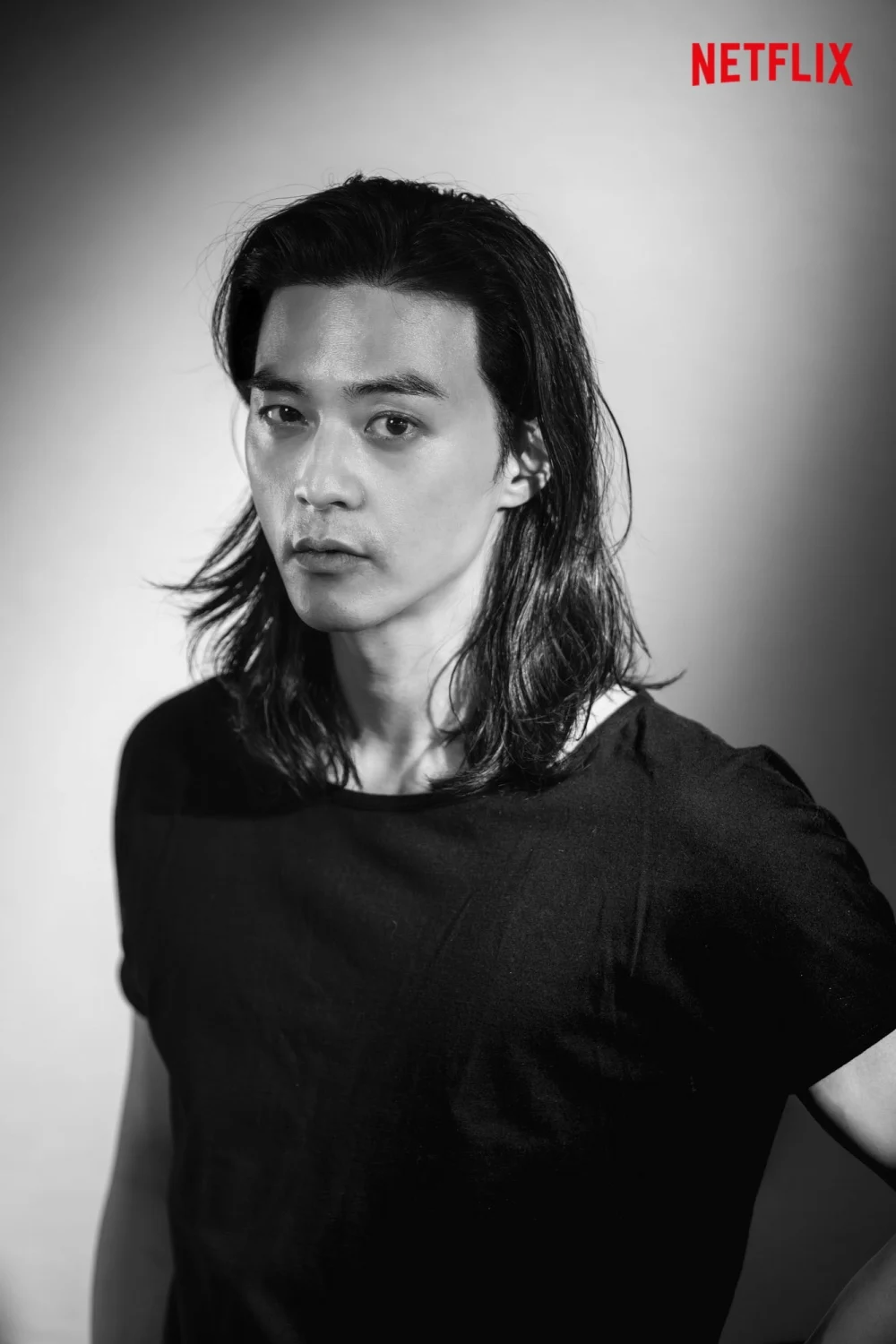 金智勳在《紙房子》中飾演搶匪之一「丹佛」