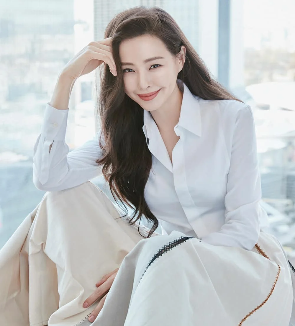 李荷妮出道十幾年來出演過大大小小20多部影視作品