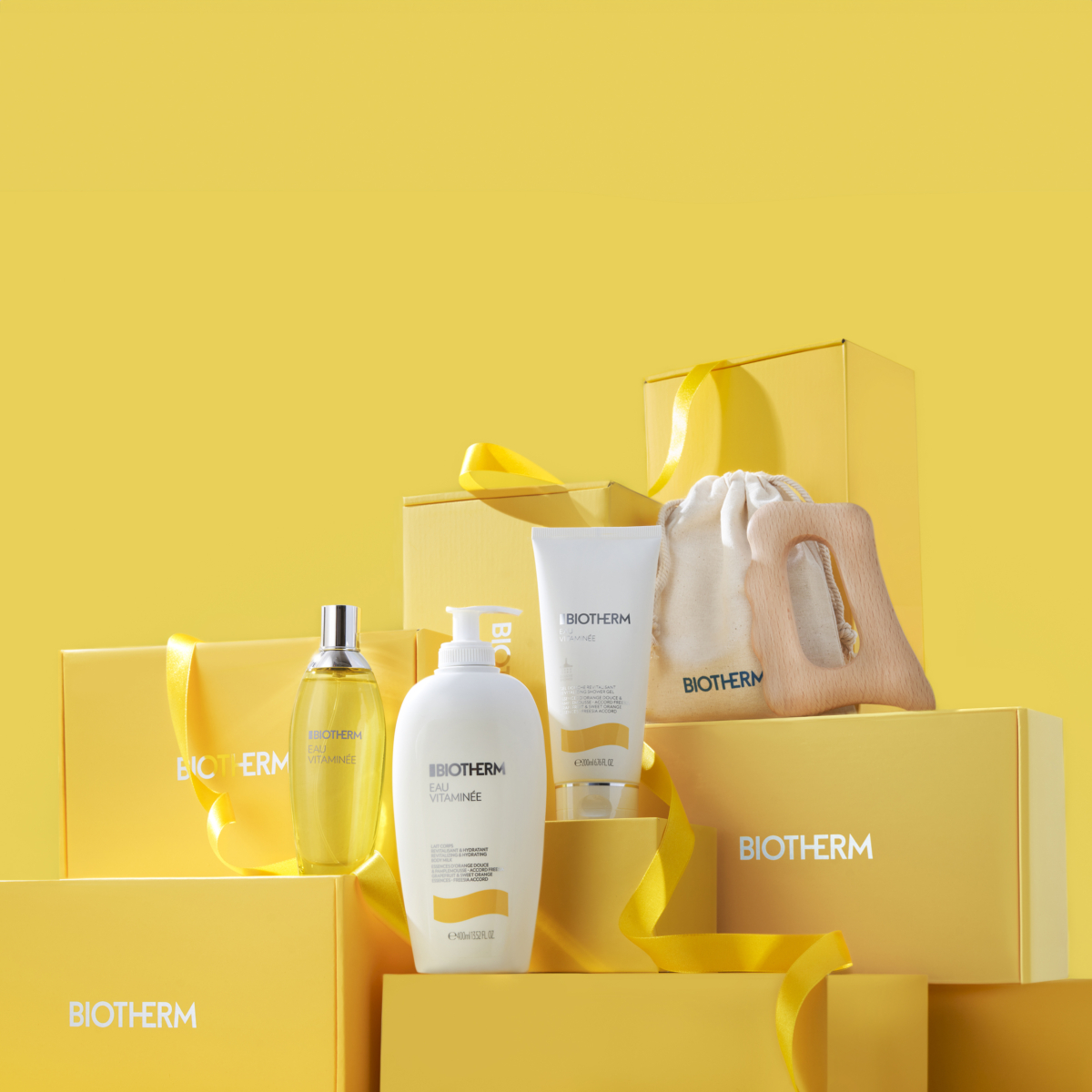 兼具迷人香氛與療癒修護,大推BIOTHERM碧兒泉特別為《活氧果氛身體系列》打造完美貼合肌膚、溫潤手感的「木質活力紓壓按摩板」