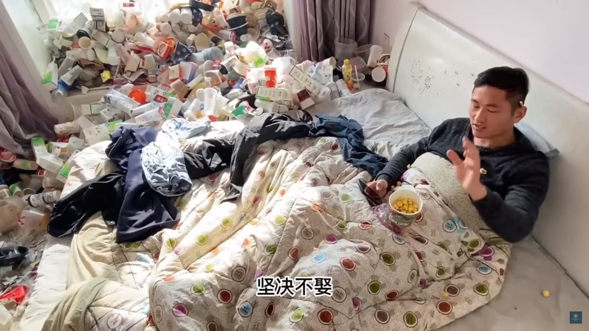 河南35歲男子面對家人催婚,堅決不娶妻