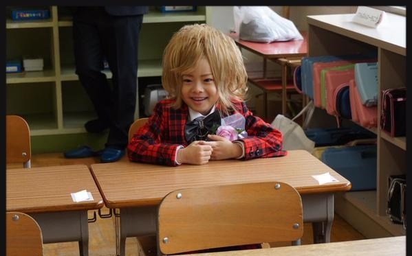 日本「4歲小牛郎」結城琉雅當年入學造成轟動