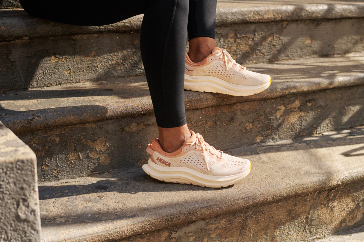 HOKA Kawana 2路跑鞋(峽谷紅),NT$4,680