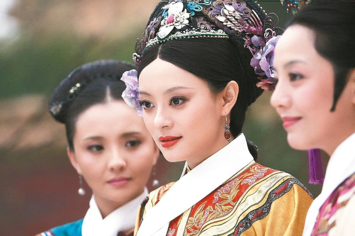 「熹貴妃」以寬嚴並濟的手腕統御六宮。