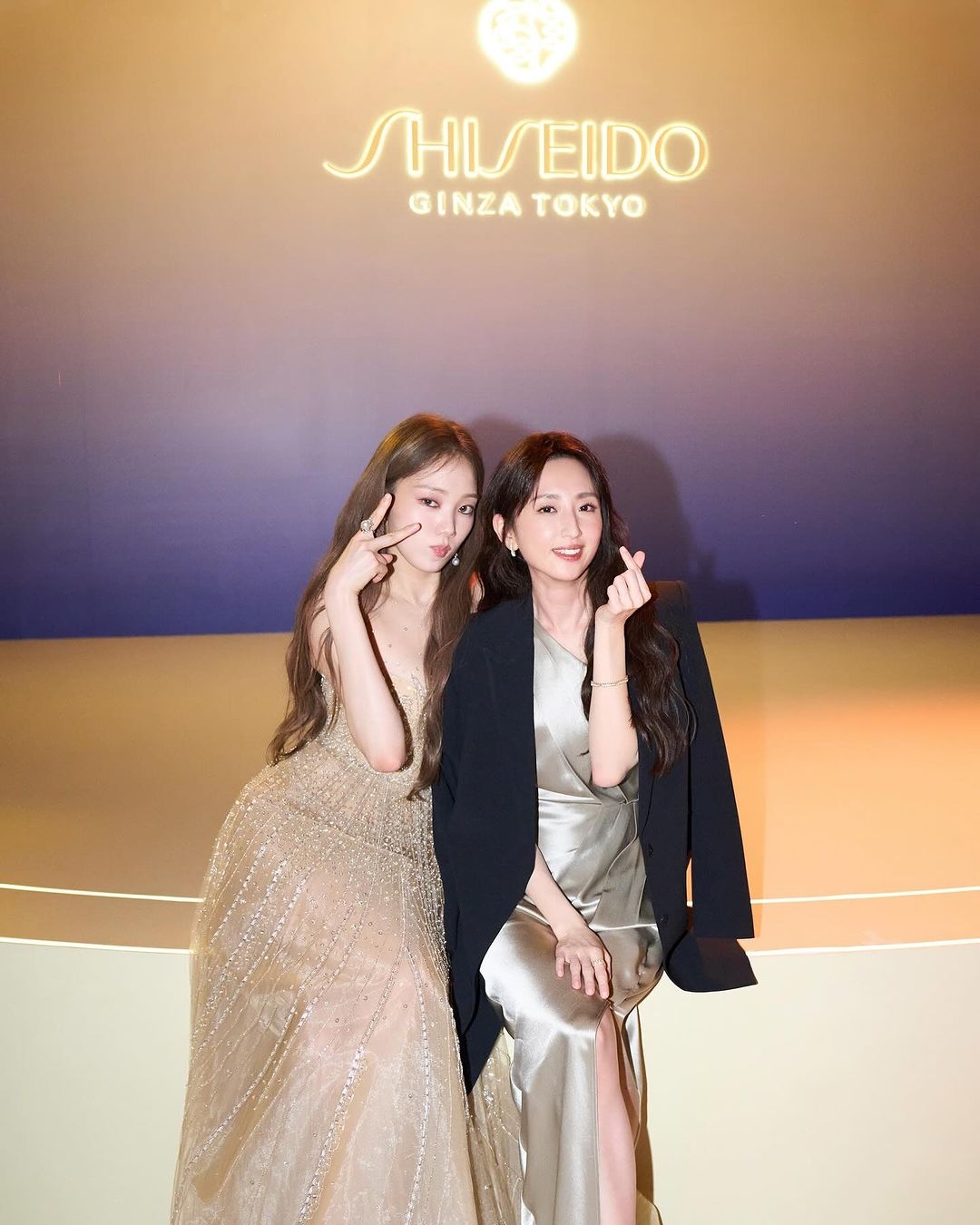 柯佳嬿、李聖經俏皮合照。