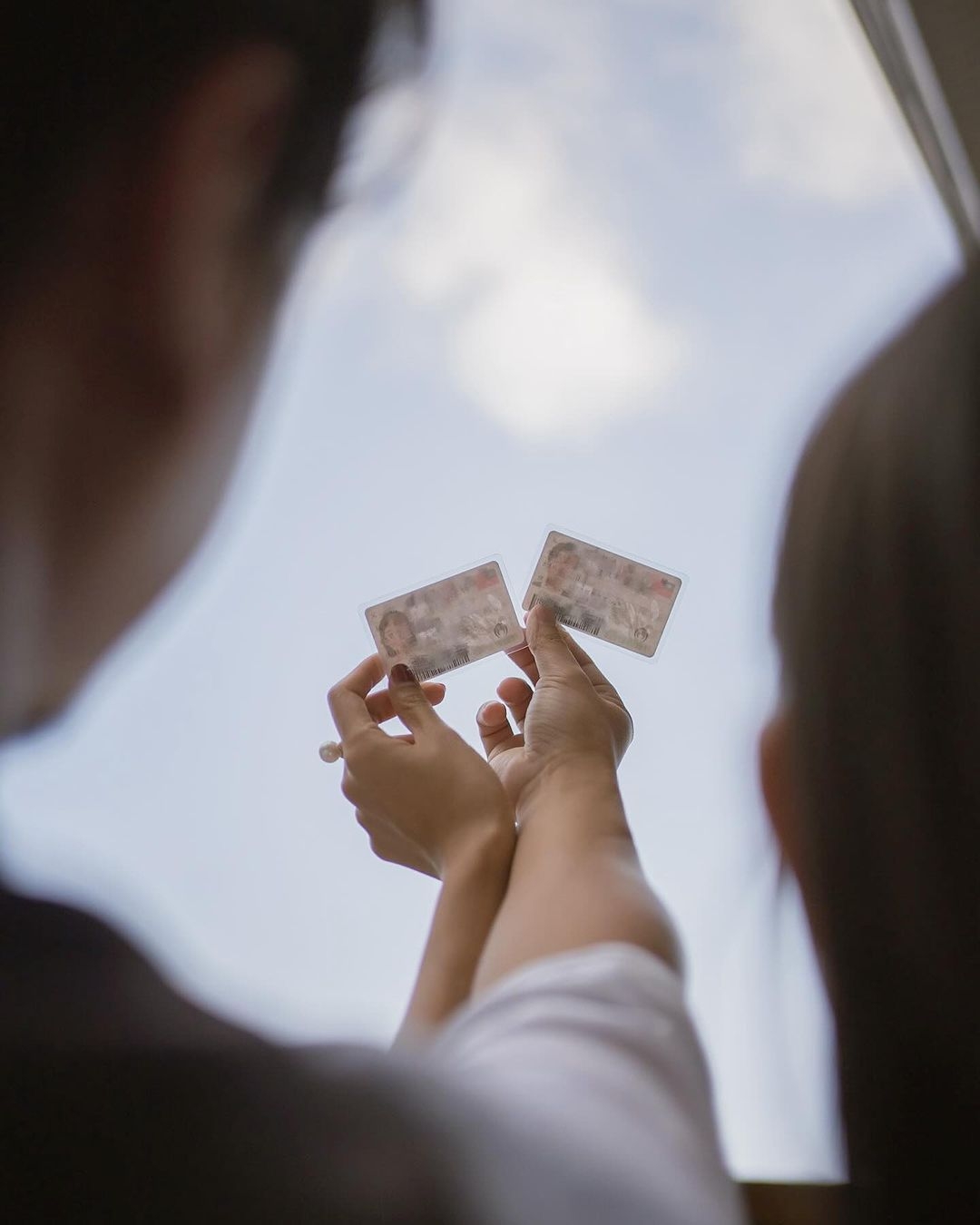 趙筱葳曬出跟第二任老公的身分證