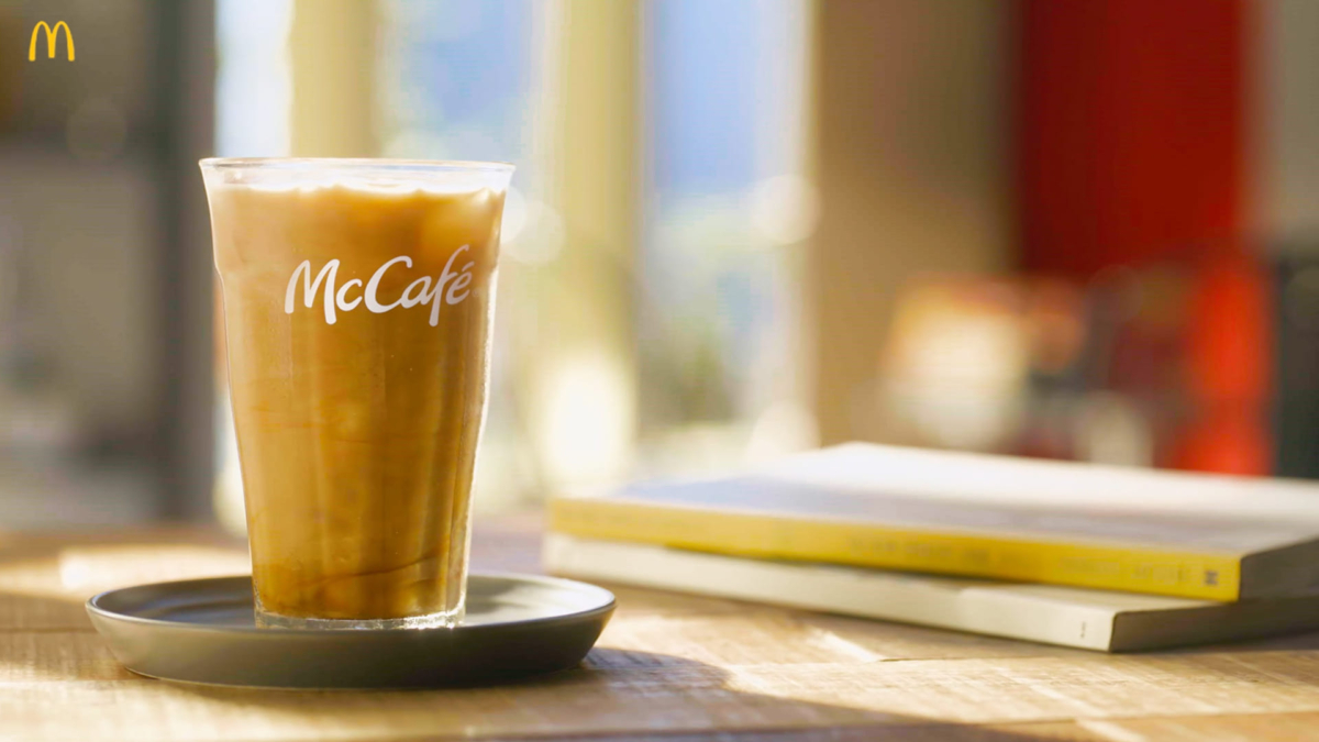 深受喜愛的「焦糖冰奶茶」自2018年停售以來，今年宣布回歸