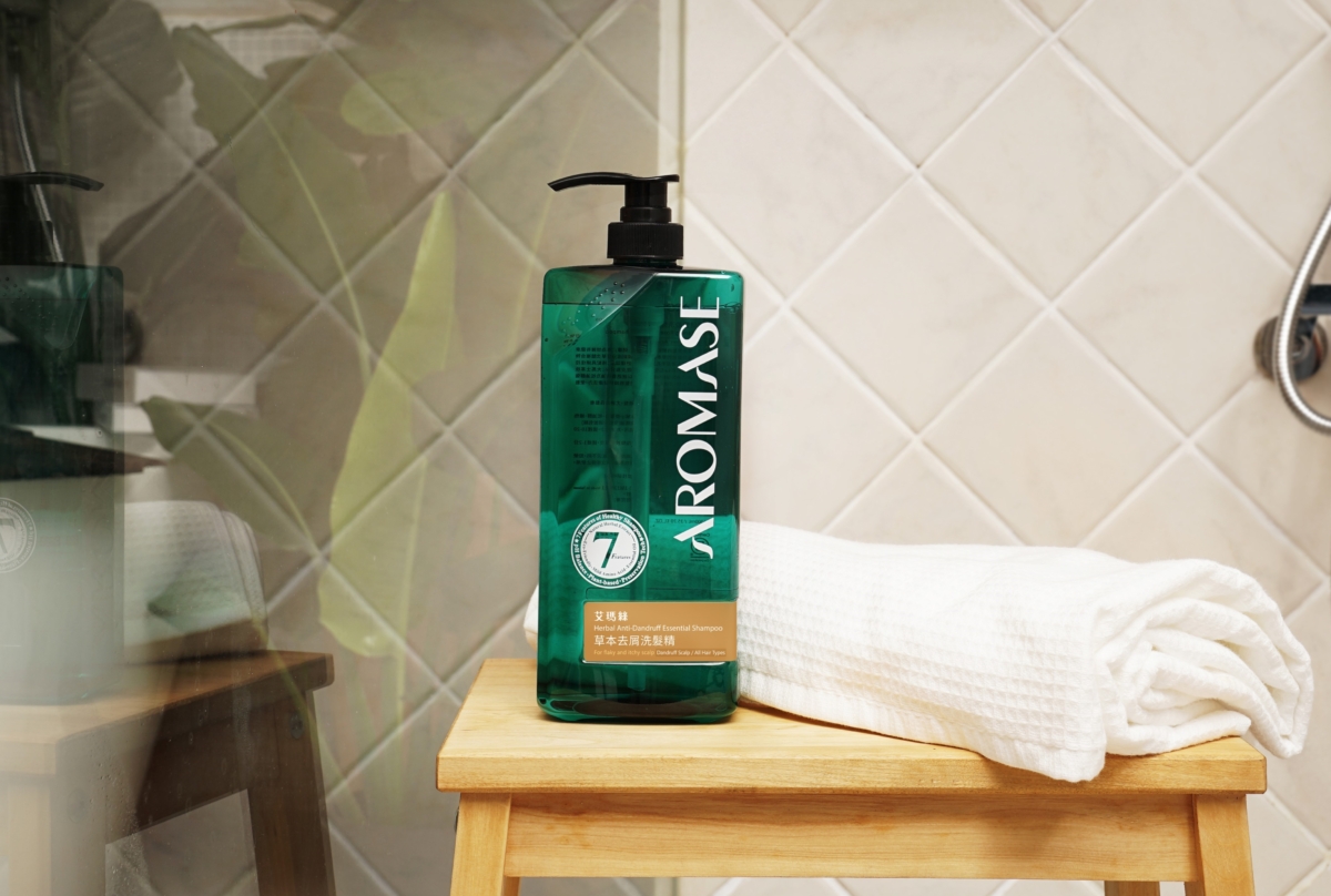 AROMASE艾瑪絲 草本去屑洗髮精 1000mL ，NT$1,100