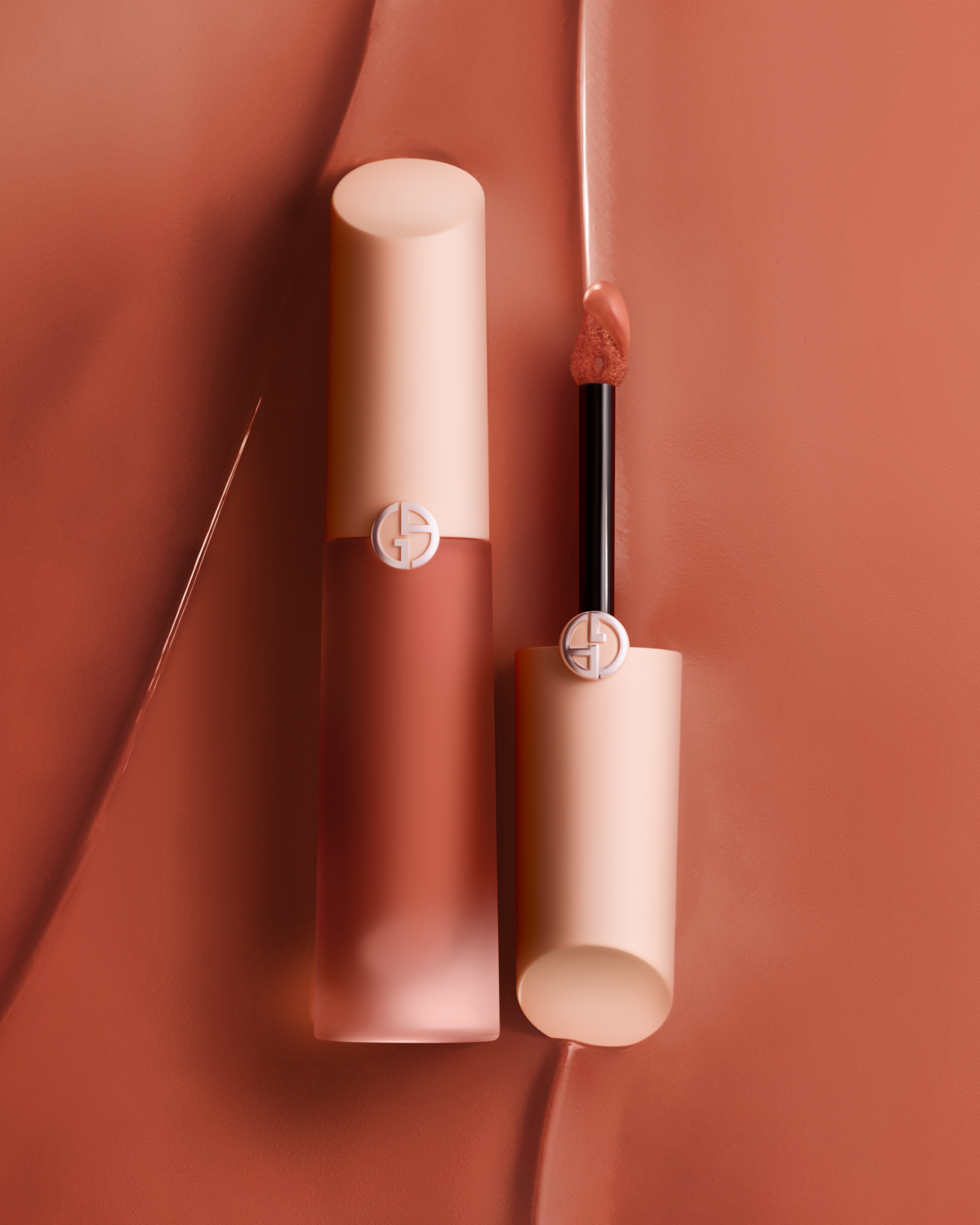 Giorgio Armani「奢華絲緞訂製水唇釉 裸粉限定版」全新6色 | 4ML NT$1,550 